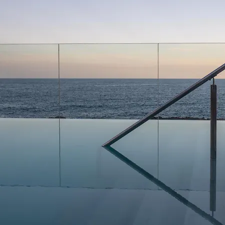 Ereza Mar - Adults Only