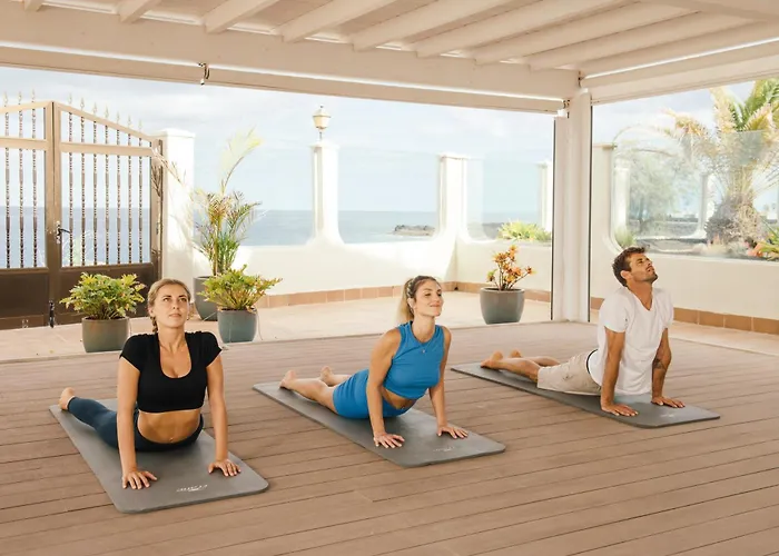 Ereza Mar - Adults Only