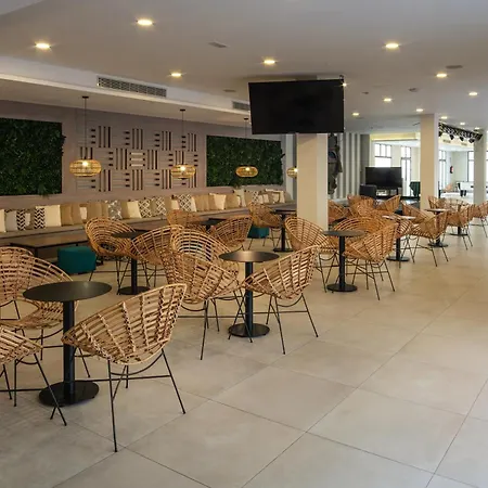 Ereza Mar - Adults Only