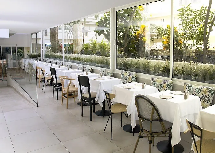 Ereza Mar - Adults Only