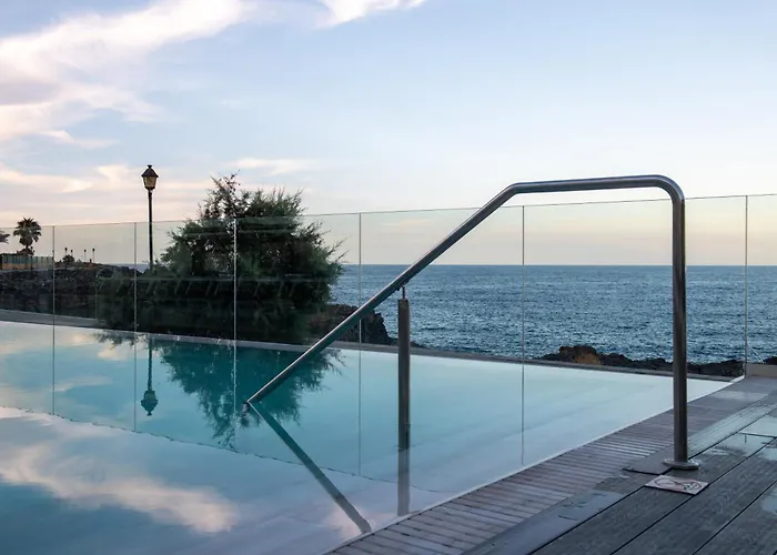 Ereza Mar - Adults Only